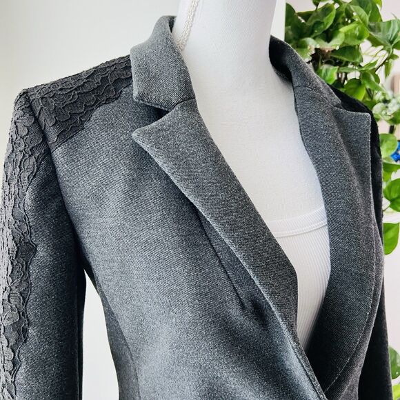 Ann Taylor Charcoal Gray & Black Single Button Lace Sleeve Fitted Blazer - Sz 4 - Picture 2 of 8